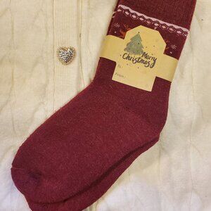 80% Merino wool hiking socks